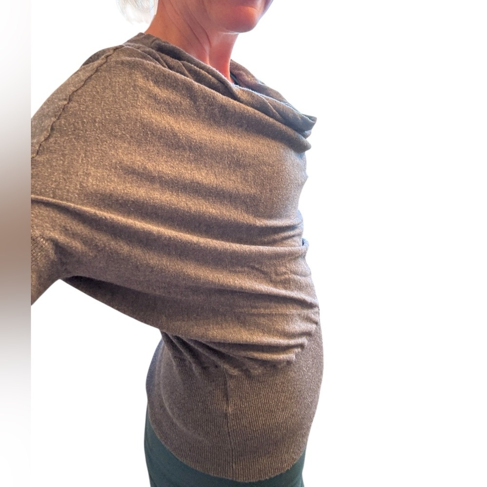 Ann Taylor’s LOFT W’s Med grey 3/4 Sleeve Sweater Cowl Neck Top. Exclnt cndtn. - Picture 5 of 10